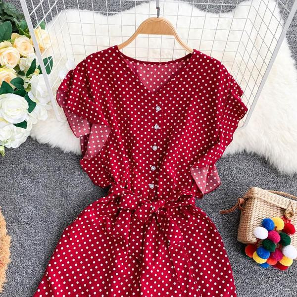 Κομψές γυναικείες φόρμες  με ζώνη σε κόκκινο, μπλε και λευκό χρώμα