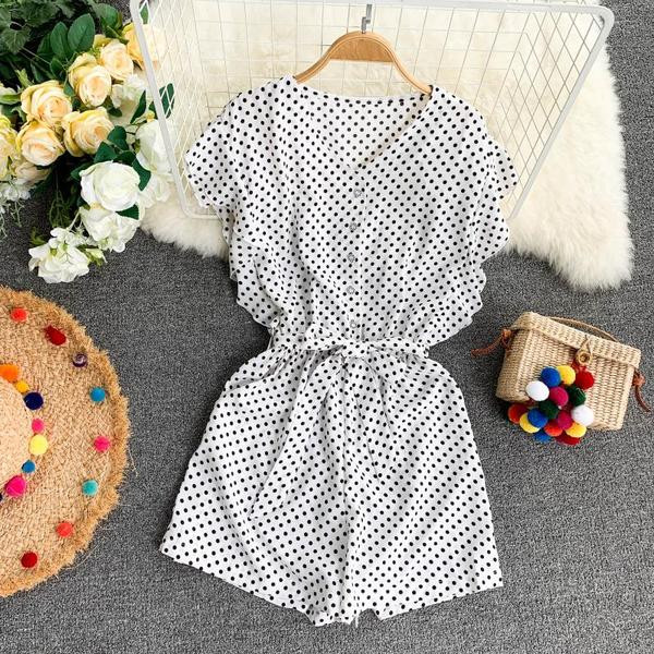 Κομψές γυναικείες φόρμες  με ζώνη σε κόκκινο, μπλε και λευκό χρώμα