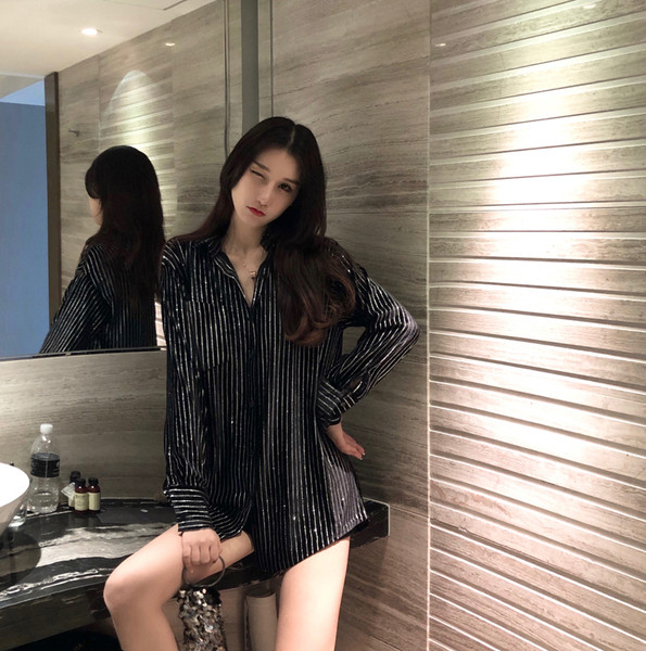 Cămașă de damă, lejeră, cu dungi lungi, de culoare neagră