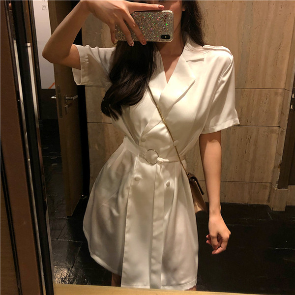 Stílusos női ruha övvel több színben