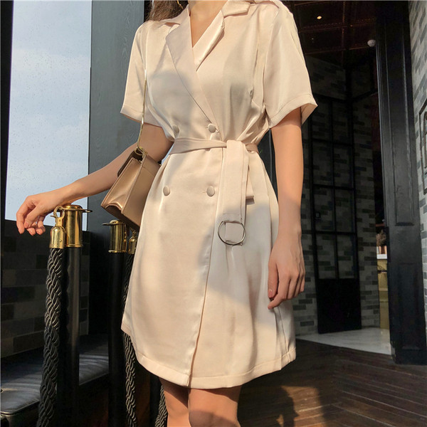 Stílusos női ruha övvel több színben