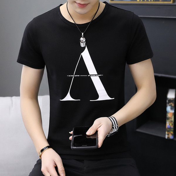 Tricou bărbătesc actual cu aplicație în trei culori