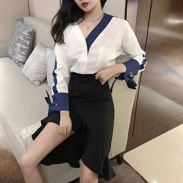 Cămașă modernă de damă cu panglici pe mâneci