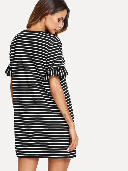 Rochie casual de dama in dungi cu maneci scurte in alb-negru