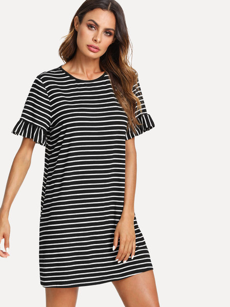 Rochie casual de dama in dungi cu maneci scurte in alb-negru