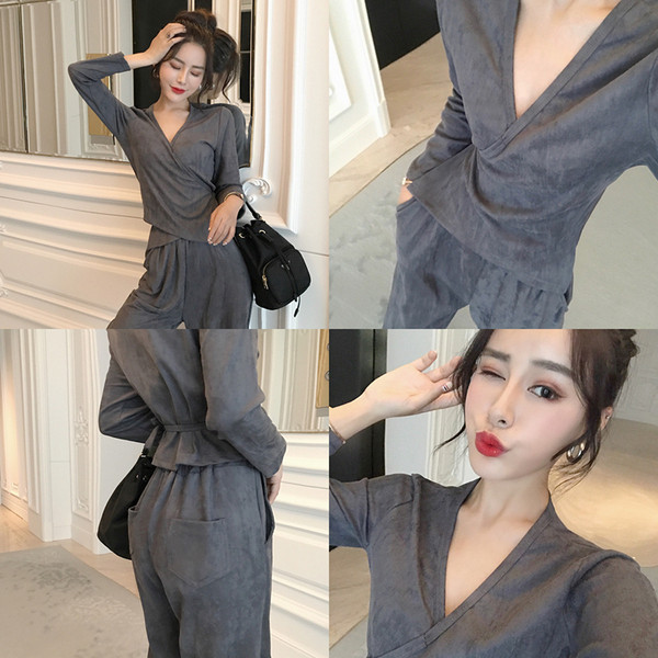 Γυναικεία καθημερινή σειρά μπλούζες και παντελόνι σε δύο χρώματα