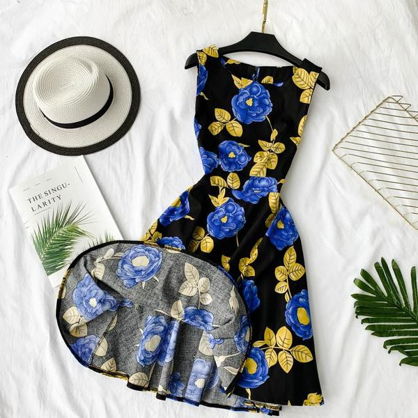 Model de rochie de dama modern croiat cu motive florale in mai multe culori