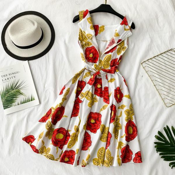 Model de rochie de dama modern croiat cu motive florale in mai multe culori