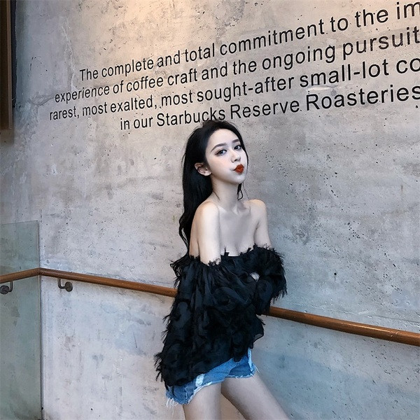 Aktuális női blúz ejtett ujjal, két színben