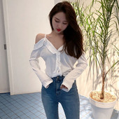 Stílusos női ing fehér színben, nyitott vállú