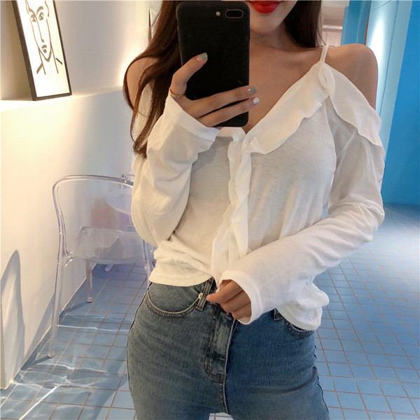 Stílusos női ing fehér színben, nyitott vállú