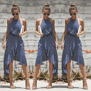 Aktuális női pöttyös ruha több színben