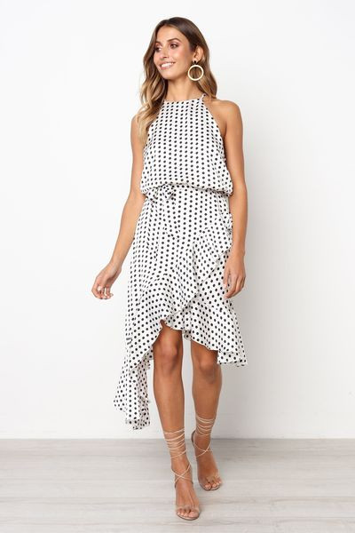 Aktuális női pöttyös ruha több színben