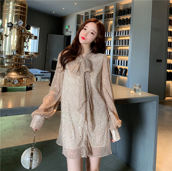 Rochie eleganta de dama cu paiete si panglica