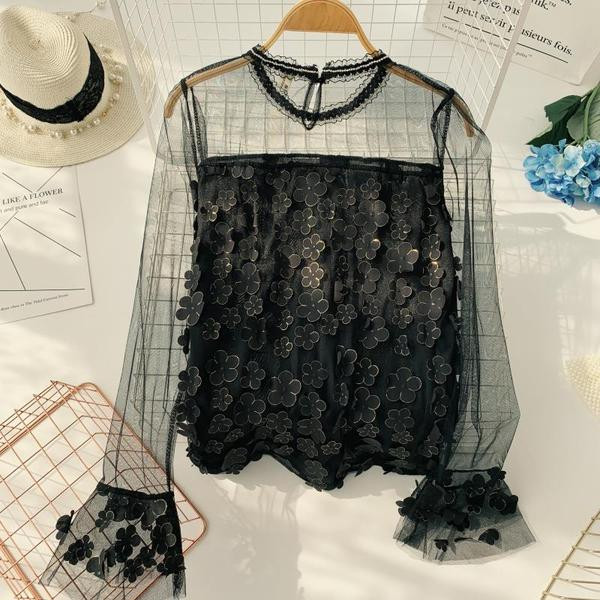 Bluză de damă elegantă cu mâneci transparente în alb-negru