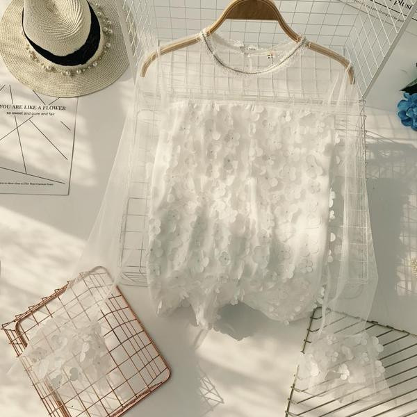 Bluză de damă elegantă cu mâneci transparente în alb-negru