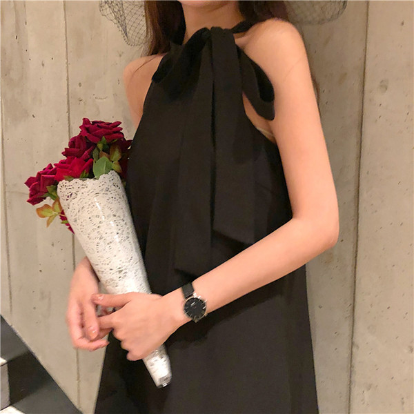 Stílusos női ruha szalaggal, három színben