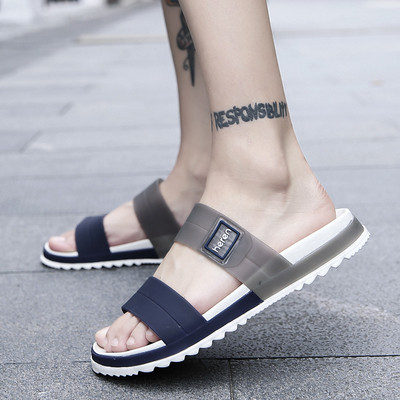 Modern férfi papucs durva talppal, két színben