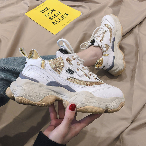 Τρέχοντες εκπαιδευτές κυρίες με χοντρό στοιχείο σόλας και φερμουάρ