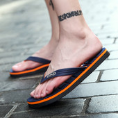 Modern férfi papucs három színben, emblémával