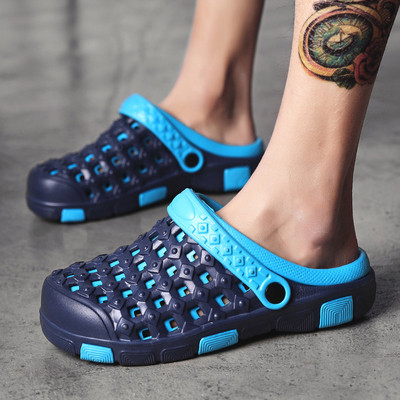 Egyszerű férfi zárt papucs többféle színben