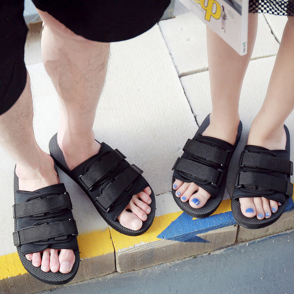 Papuci casual pentru bărbați cu autocolante în negru