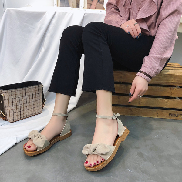 Alkalmi női szandál négy színben