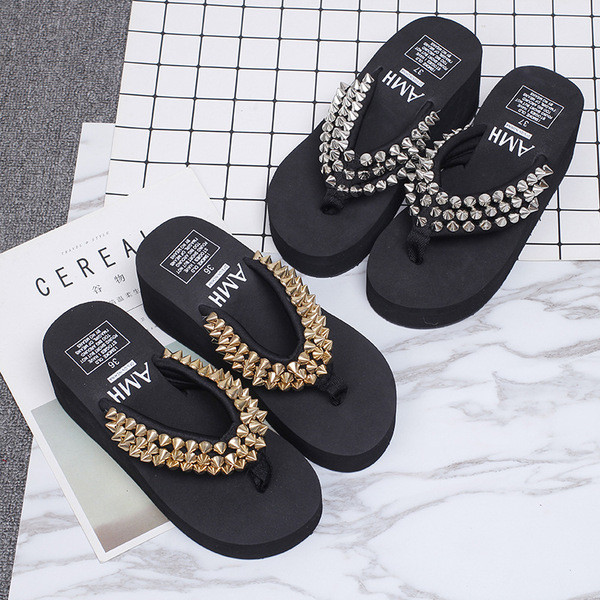 Papuci dama cu decor metalic in doua culori