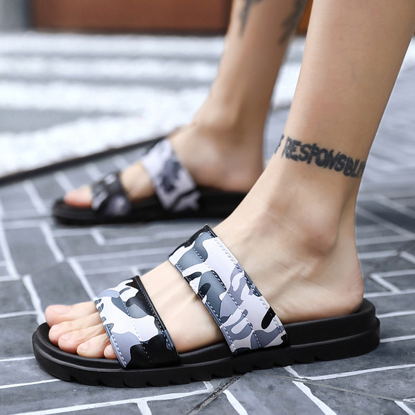 Papuci moderni de camuflaj pentru barbati in doua culori