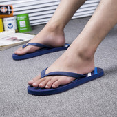 Modern férfi papucs rátéttel, három színben