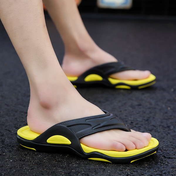 Egyszerű férfi papucs három színben