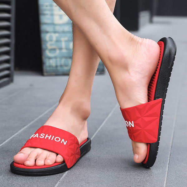 Papuci moderni pentru bărbați cu inscripție în două culori