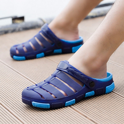 Alkalmi férfi zárt papucs három színben