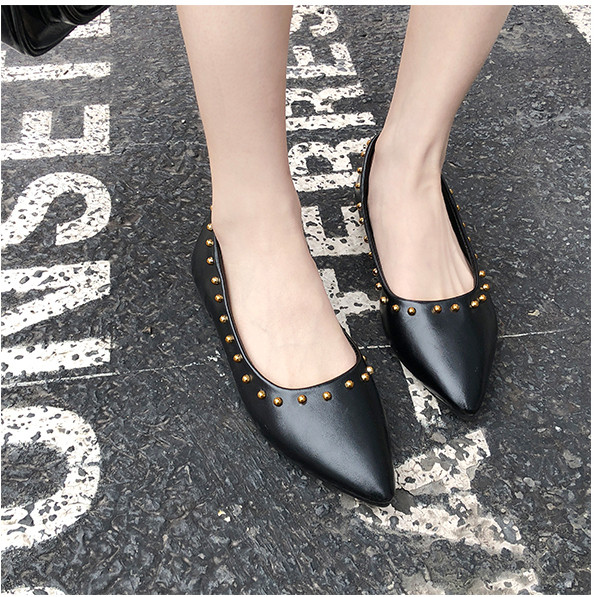 Pantofi moderni de dama cu ochiuri in doua culori