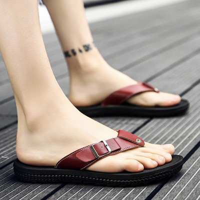 Öko bőrből készült modern férfi papucs három színben