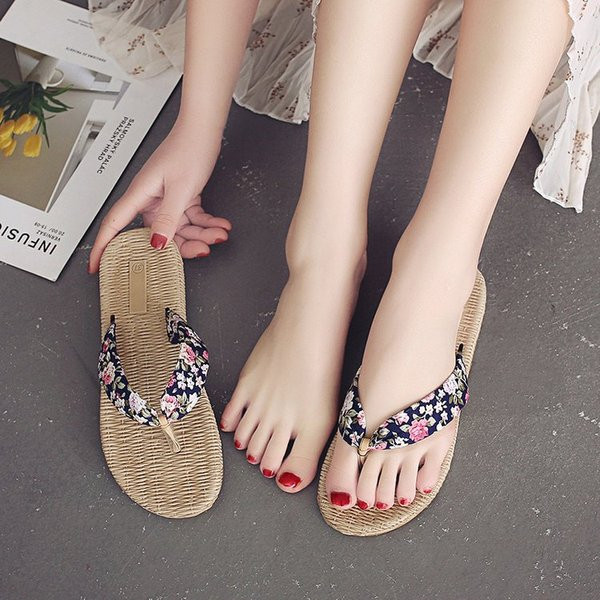 Alkalmi női lábujj papucs - két modell