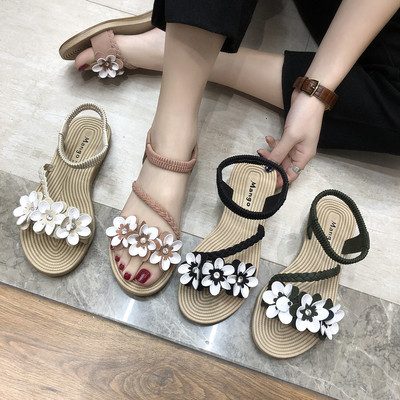 Ежедневни дамски сандали в 3D- елемент в няколко  цвята 