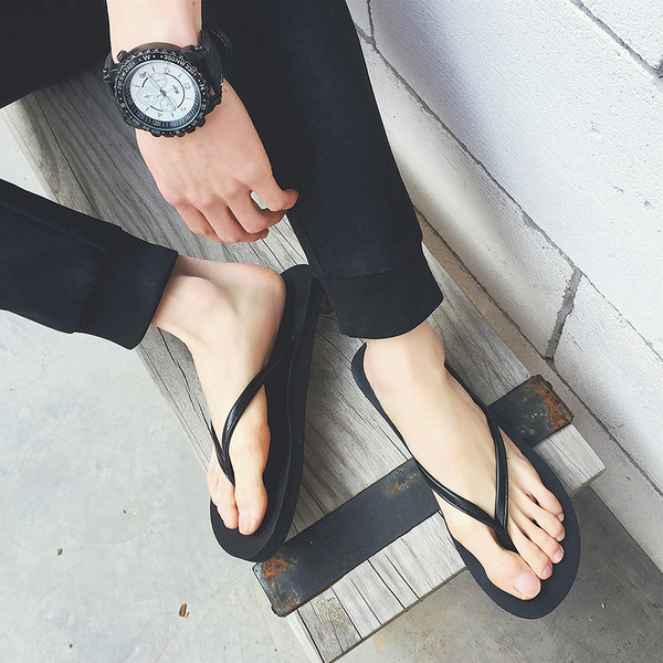 Papuci barbati simpli in mai multe culori