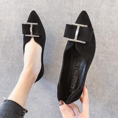 Pantofi moderni de dama cu pietre decorative in doua culori