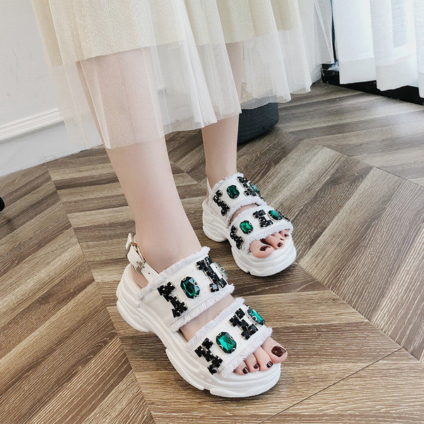 Sandale de dama actuale cu talpa inalta si pietre colorate in trei culori