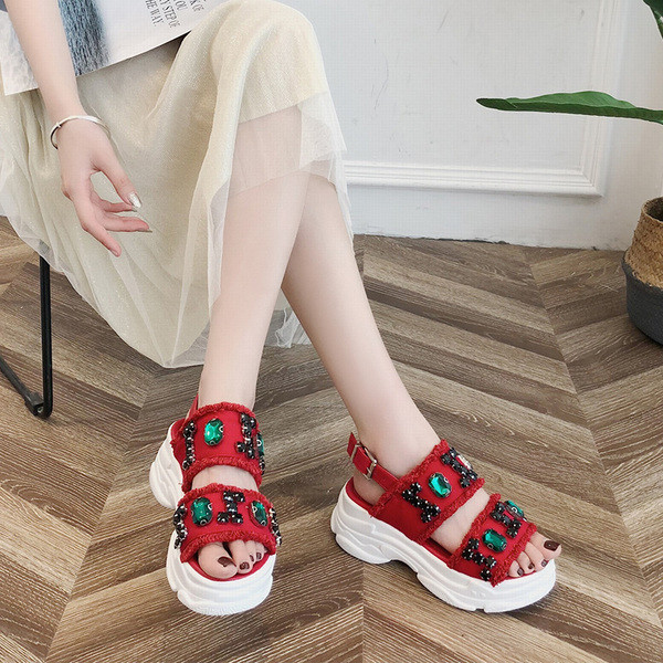 Sandale de dama actuale cu talpa inalta si pietre colorate in trei culori