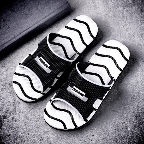 Alkalmi férfi papucsok különböző színekben