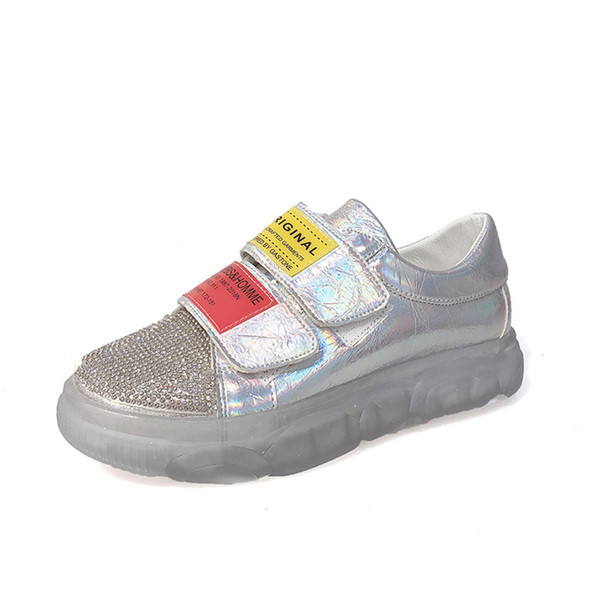 Model nou de adidasi de dama de culoare argintie