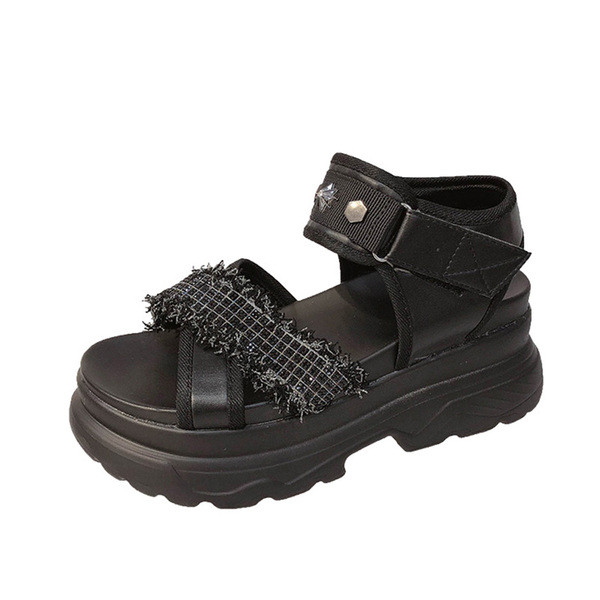 Sandale de dama moderne cu talpa inalta in alb si negru