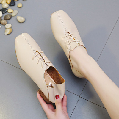 Γυναικεία παπούτσια σε τρία χρώματα από οικολογικό δέρμα