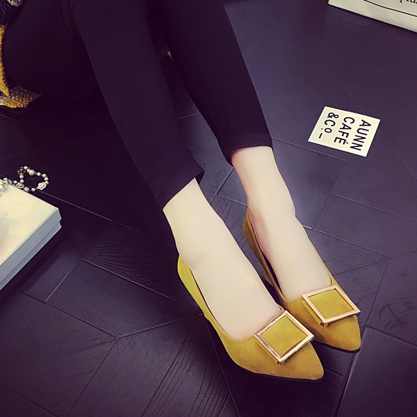 Pantofi de dama eleganti cu toc gros si decor metalic in trei culori