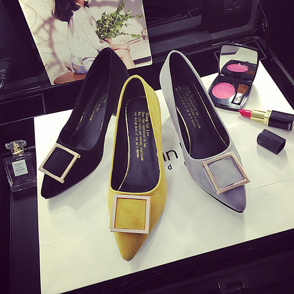 Pantofi de dama eleganti cu toc gros si decor metalic in trei culori