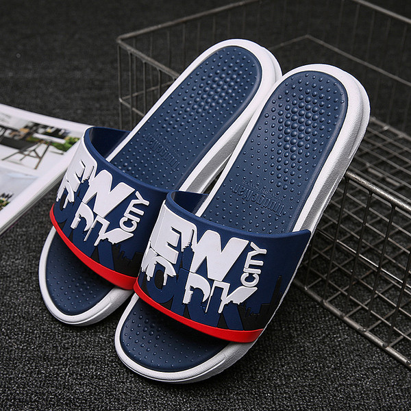 Alkalmi férfi papucs több színben felirattal