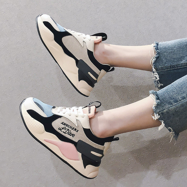 Спортно-ежедневни дамски  маратонки в два цвята 