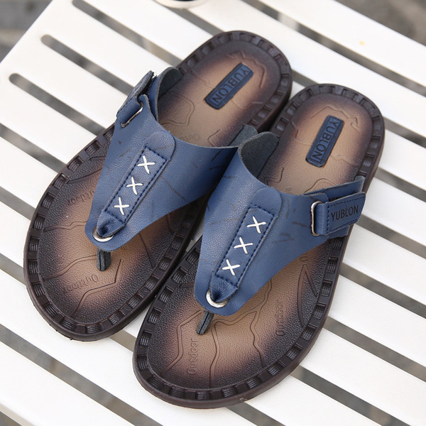 Stílusos férfi műbőr papucs három színben